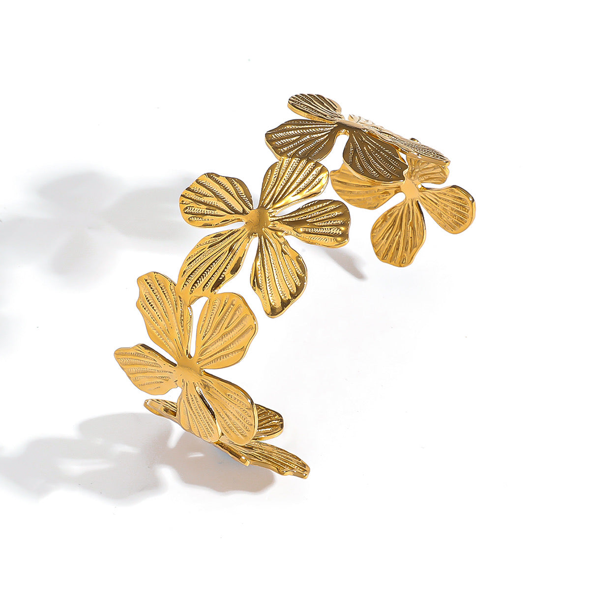 Golden Bloom Cuff Bracelet – 18K Gold Plated Stainless Steel